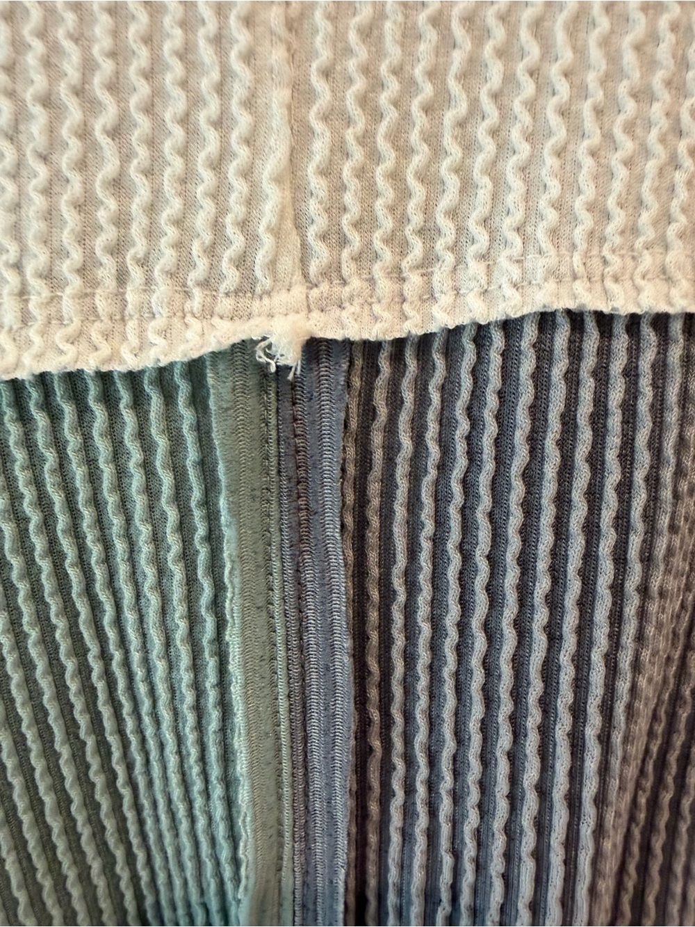 BUCKETLIST Top Size Medium Oversized - Picture 16 of 16